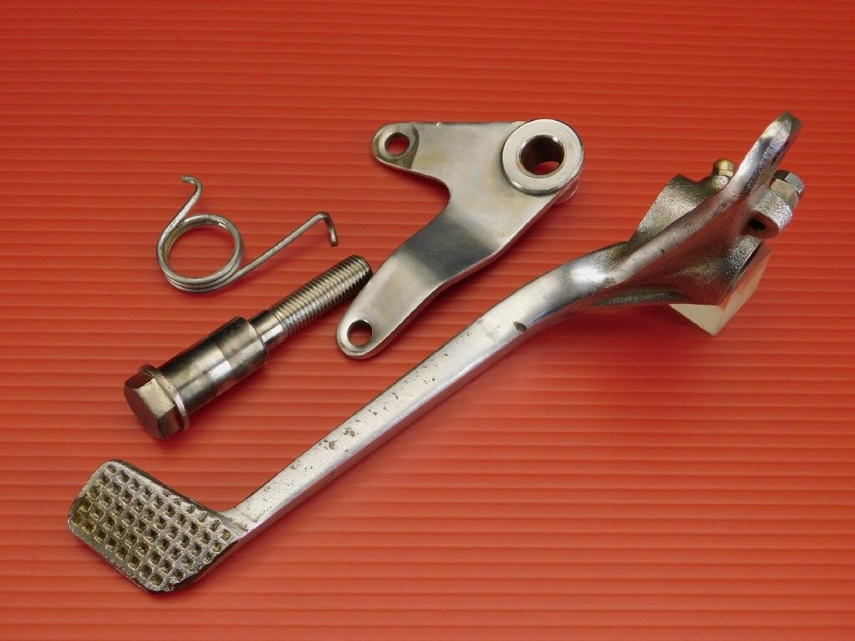 60 [Rating A] Vintage DS5-E, rare, genuine brake pedal with pivot bolt